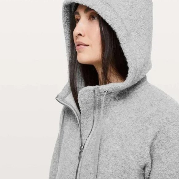 Lululemon So Sherpa Silver Wool Hooded Full Zip Teddy Boucle Grey Jacket Size 6 - Picture 4 of 8